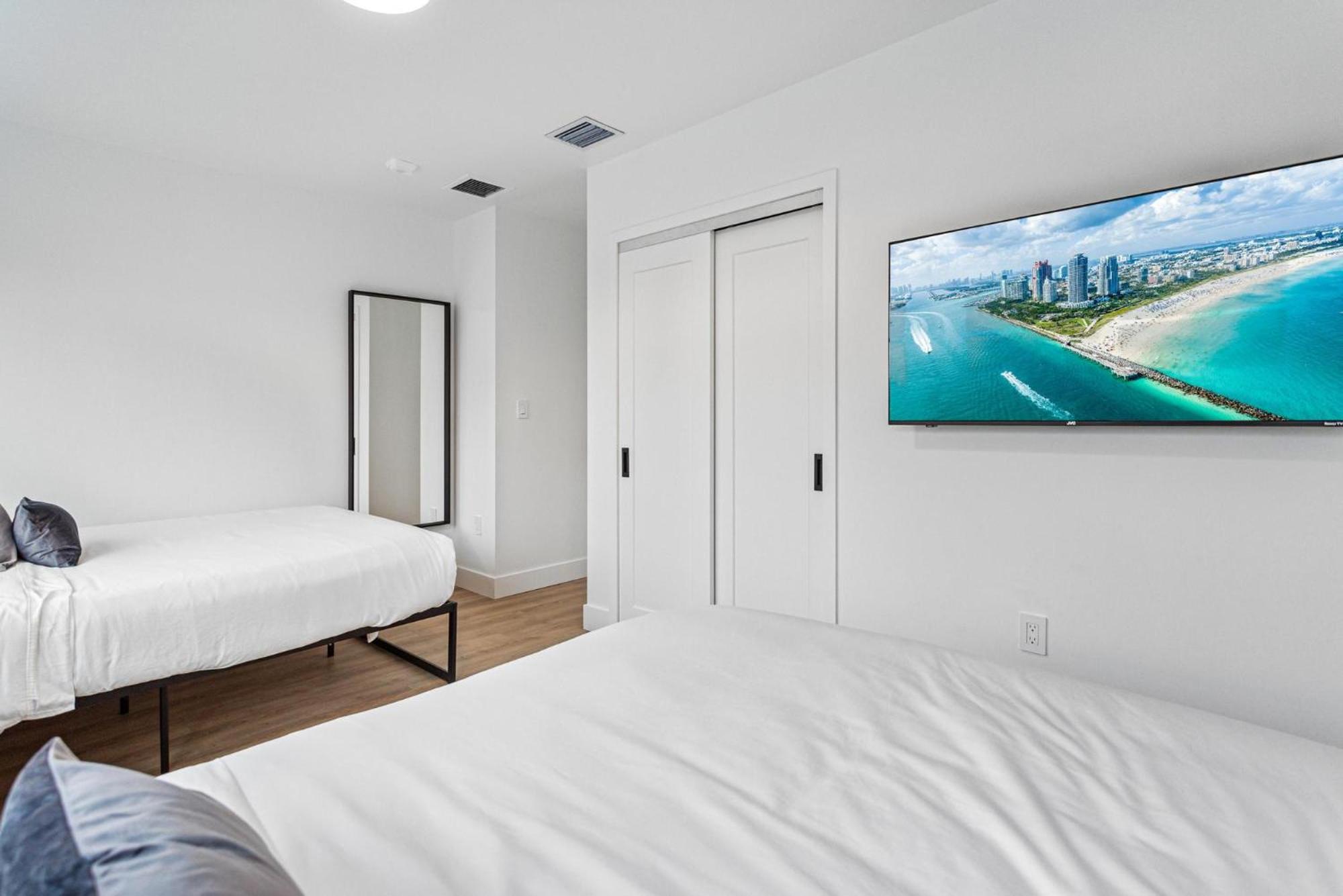 Lux Retreat By Renzzi Apartment Miami Exterior photo